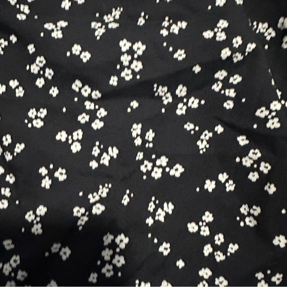 A New Day Black White Floral Smocked Midi Dress Sz XXL - Picture 6 of 12
